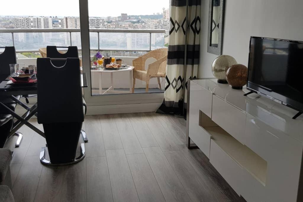 Apartmán Beau Studio Renove 30M2 Balcon Vue Paris+Parking Exteriér fotografie